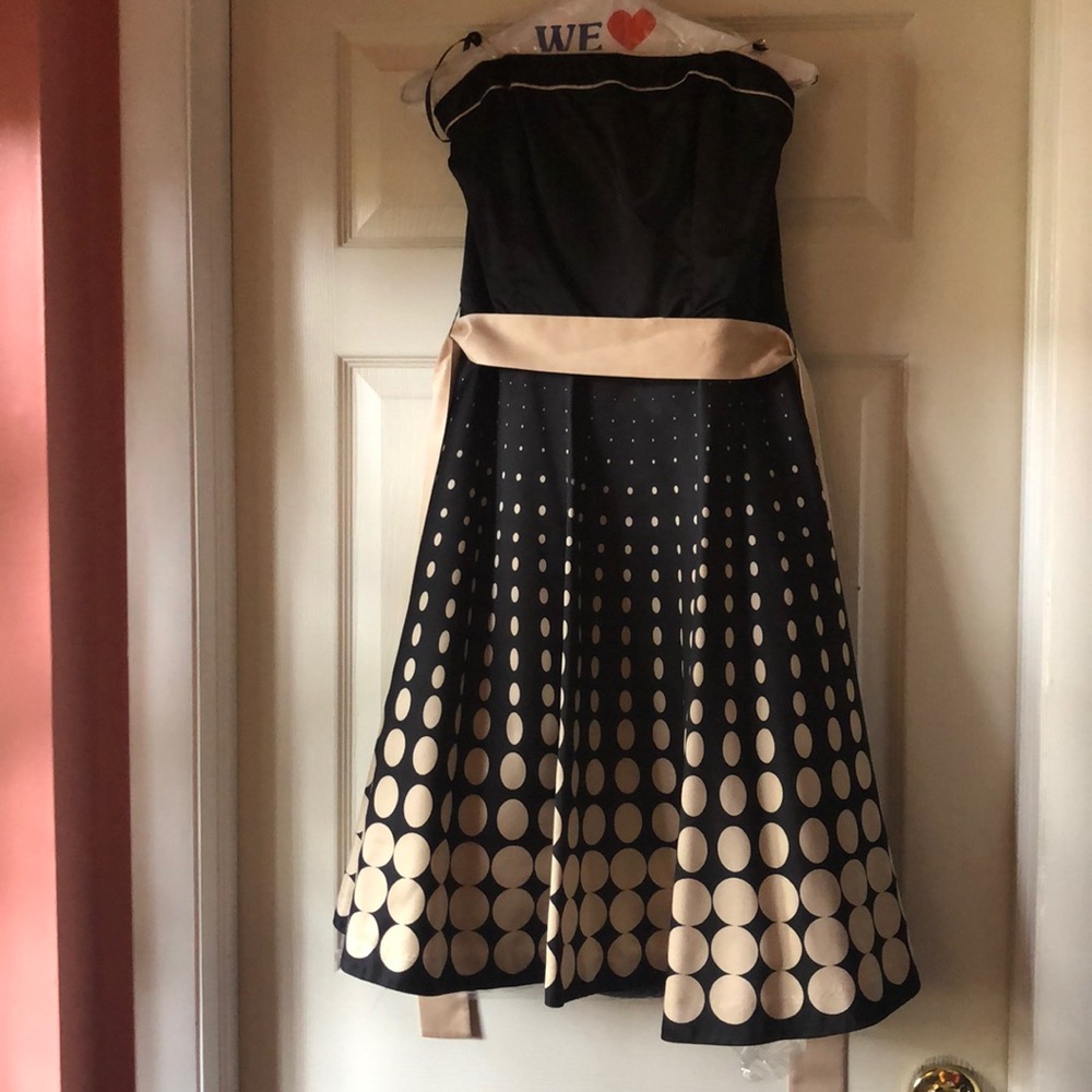 Women dress like new